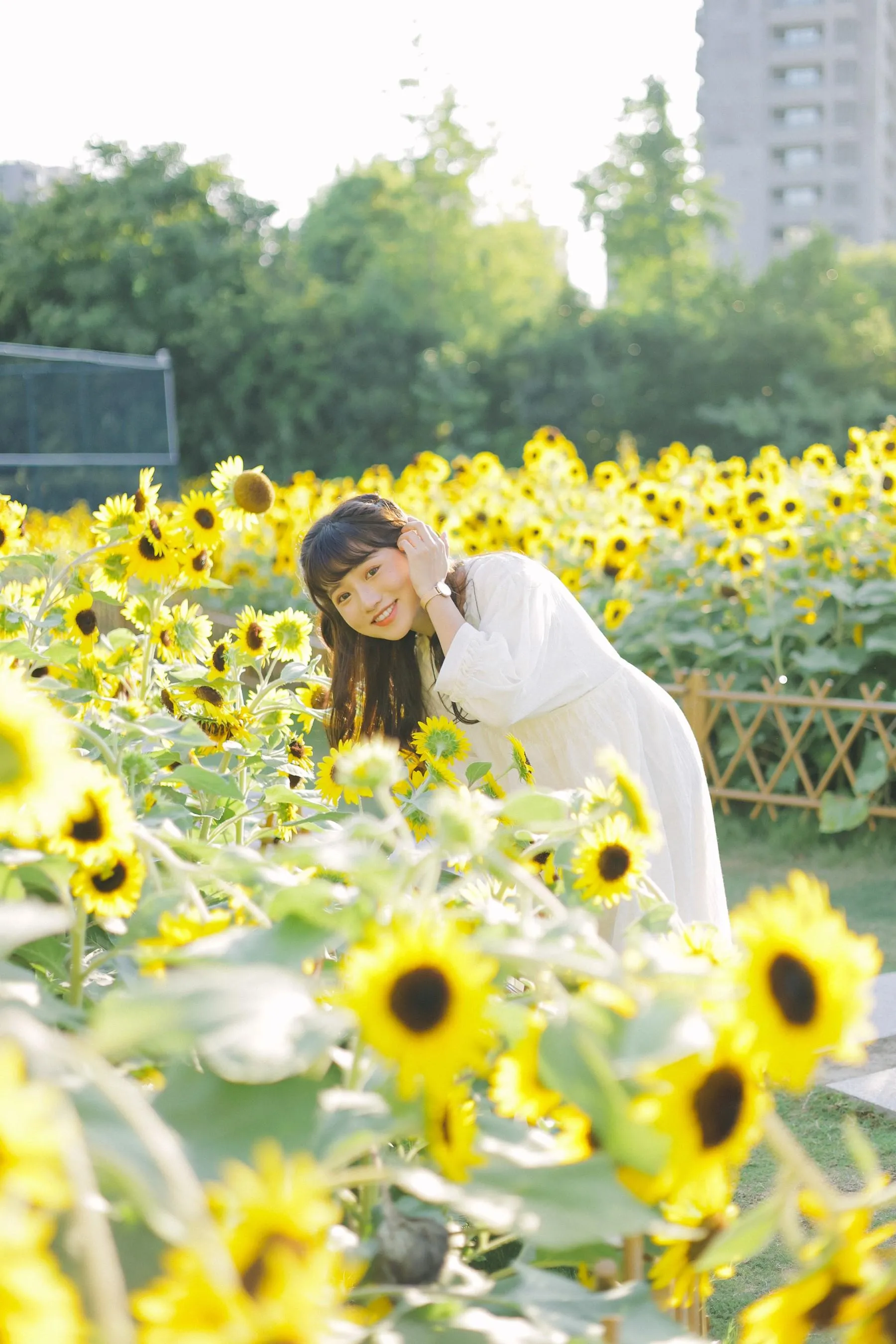 [YITUYU艺图语]2022.08.29 阳光下的花和你 蓝胖子- [25P]插图2